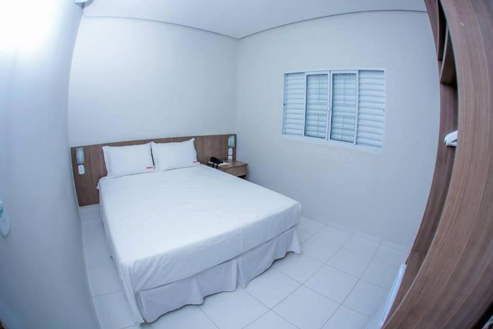 Hotel Imperio Paranaiba ภายนอก รูปภาพ
